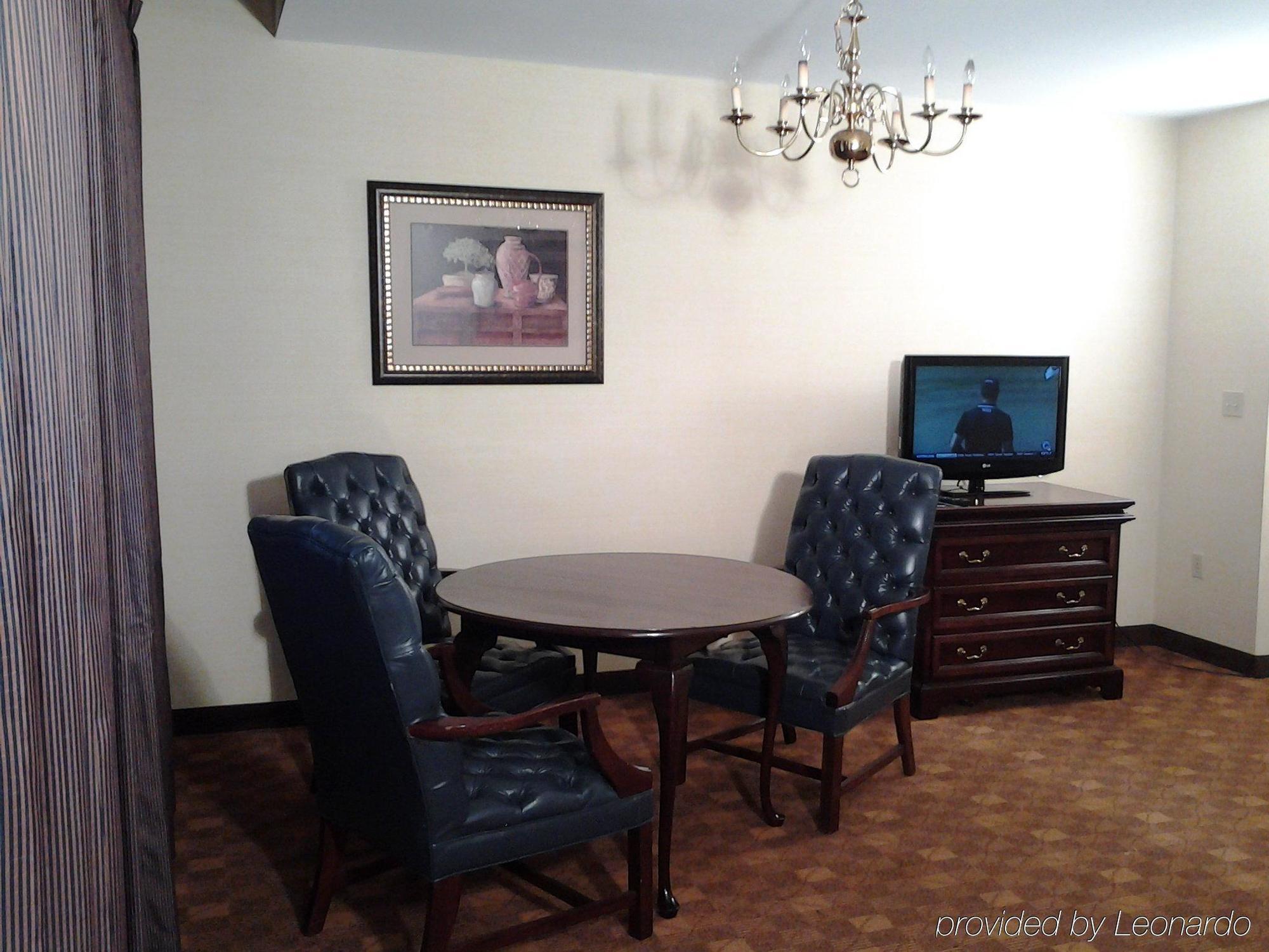 Отель Wyndham Southbury Экстерьер фото
