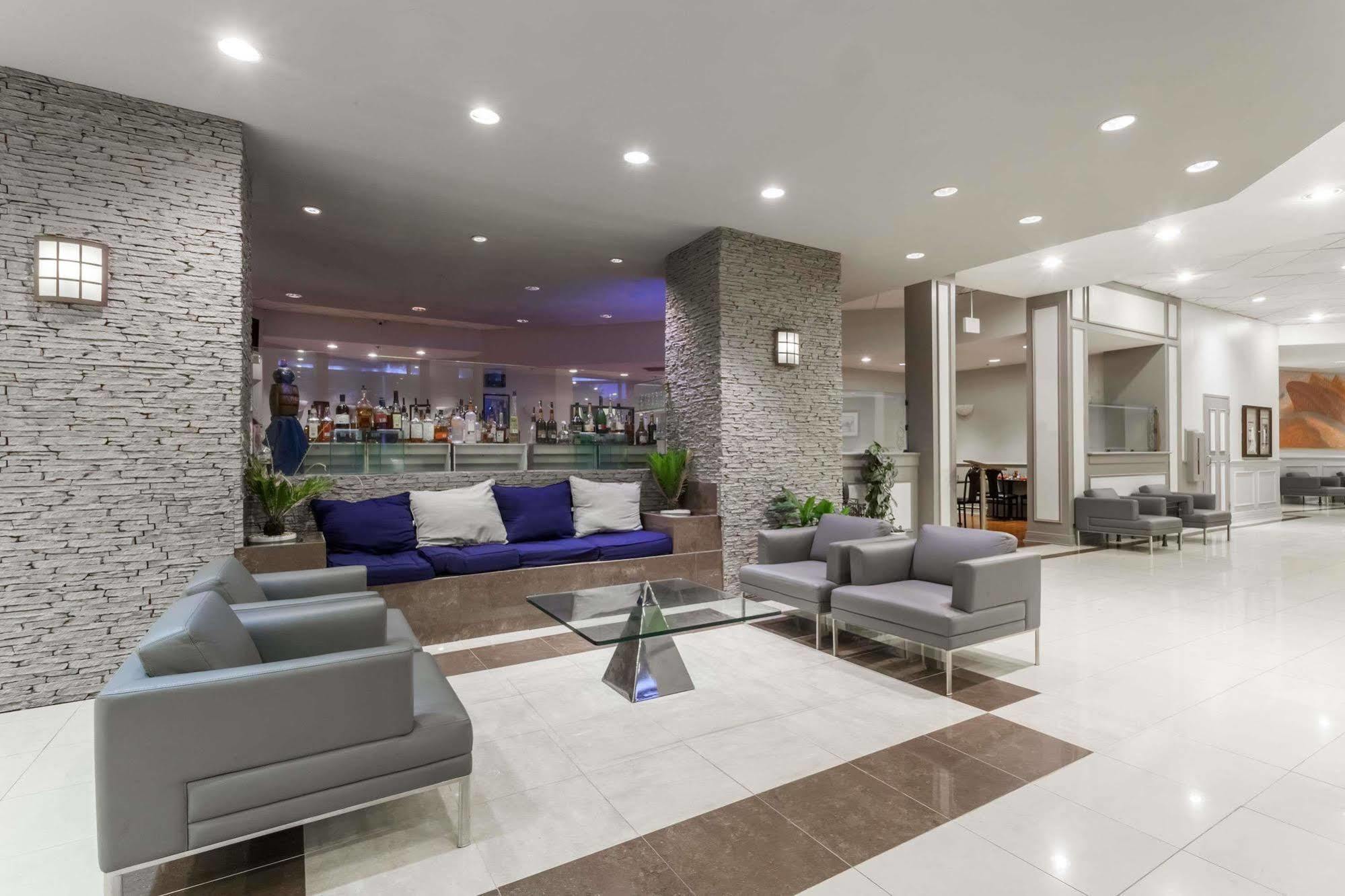 Отель Wyndham Southbury Экстерьер фото